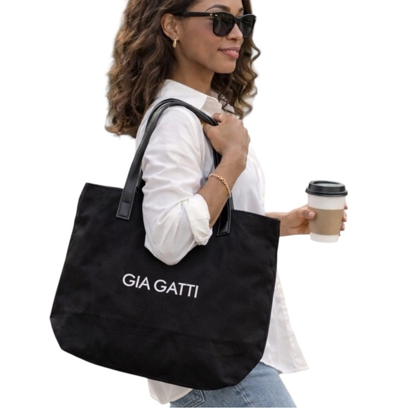 gai gatti Handbags - Gia Gatti Large Black Canvas Tote Bag NWT Weekender Travel Gym Shoulder Bag